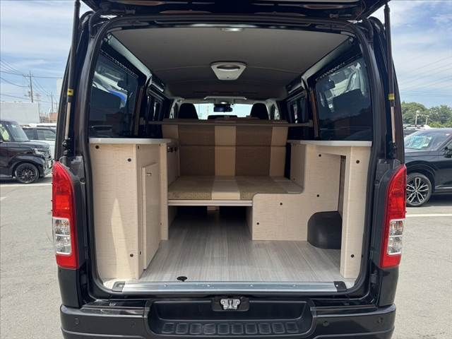 HIACE van 2WD