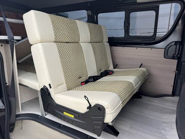 HIACE van 2WD