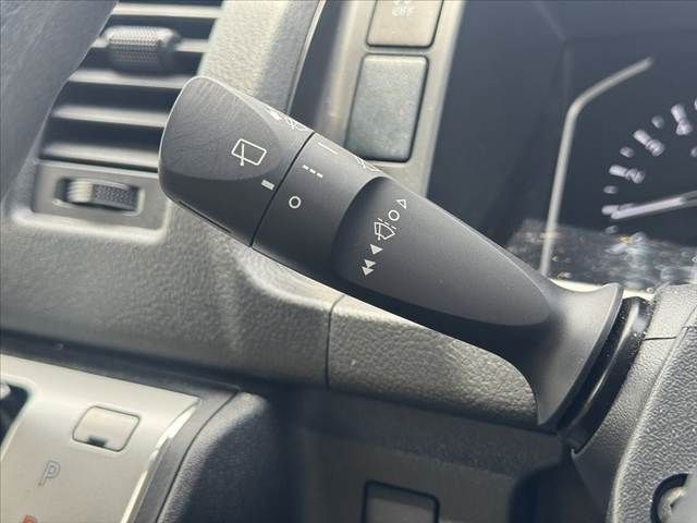 HIACE van 2WD