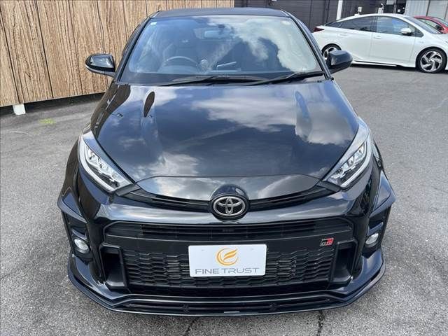 GR YARIS