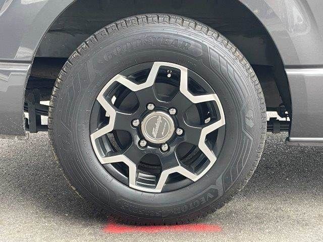 HIACE van 2WD