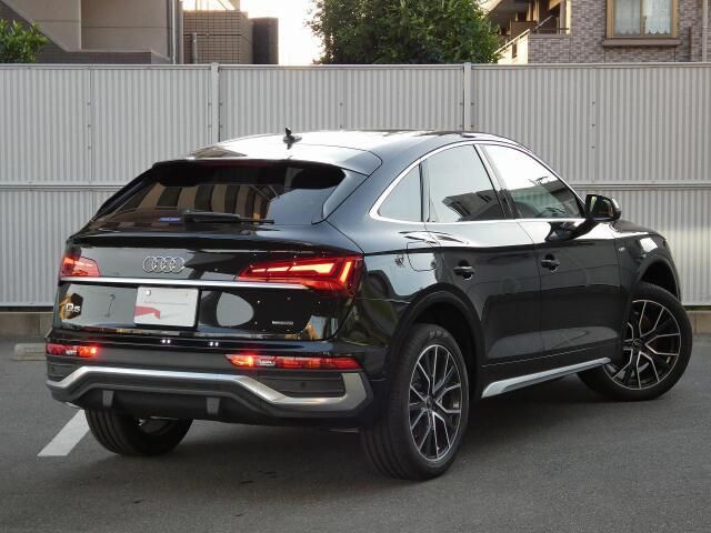 AUDI Q5 SPORTBACK