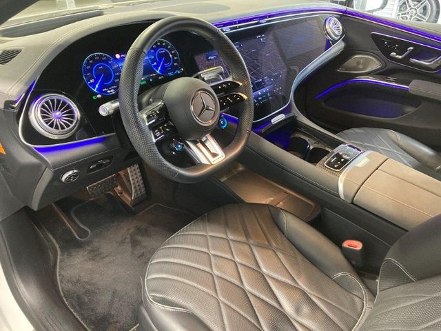 MERCEDES AMG EQS