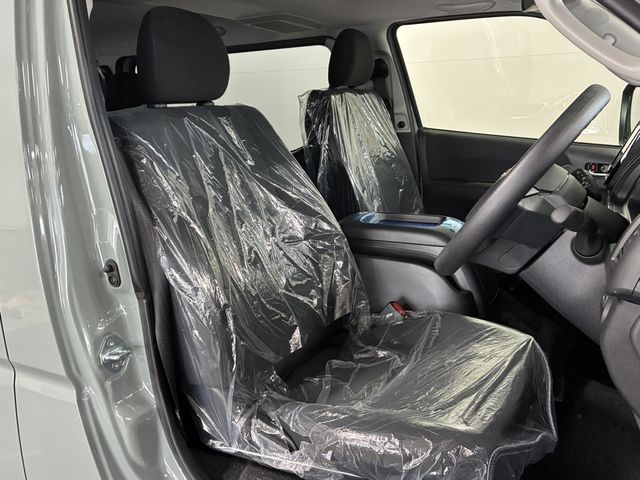 HIACE van 4WD