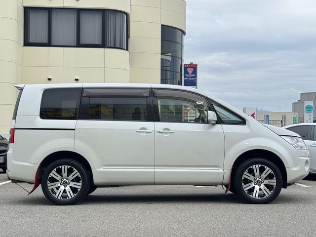 DELICA D:5 4WD
