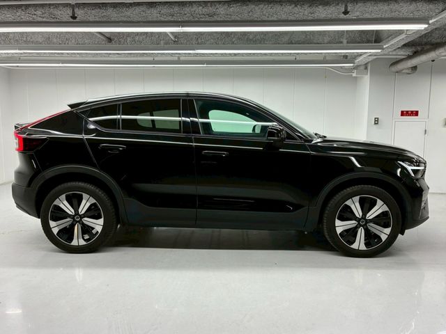VOLVO C40