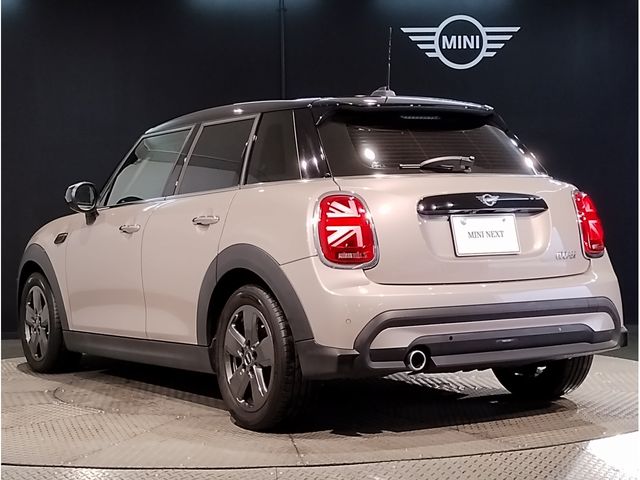 MINI COOPER 5DOOR
