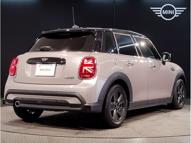 MINI COOPER 5DOOR