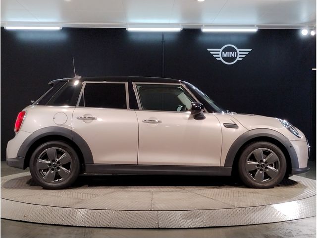 MINI COOPER 5DOOR