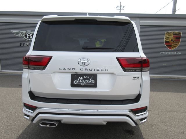 LANDCRUISER wagon