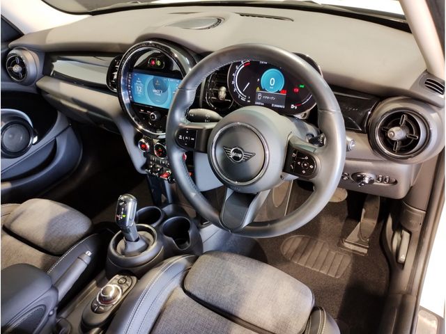 MINI COOPER 5DOOR