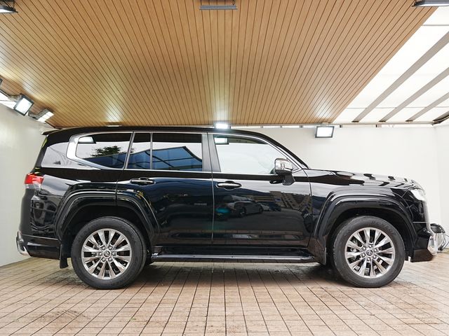 LANDCRUISER wagon