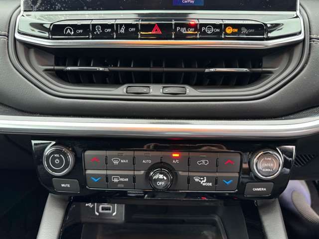 JEEP COMMANDER