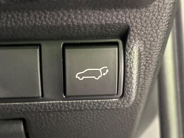 COROLLA CROSS HYBRID