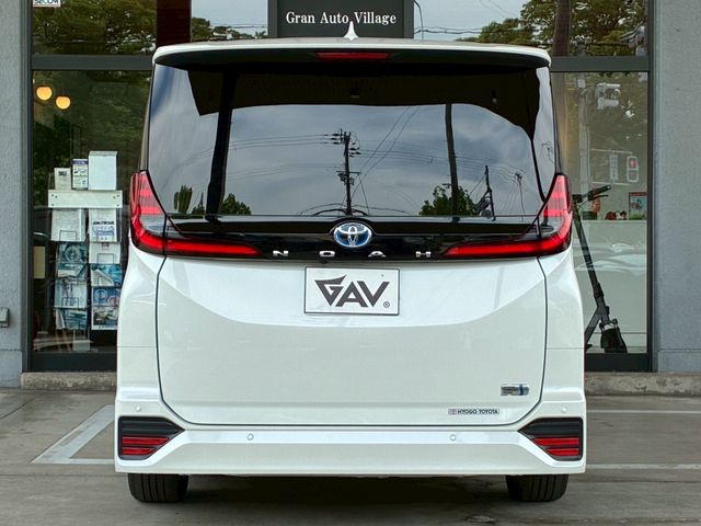 NOAH HYBRID