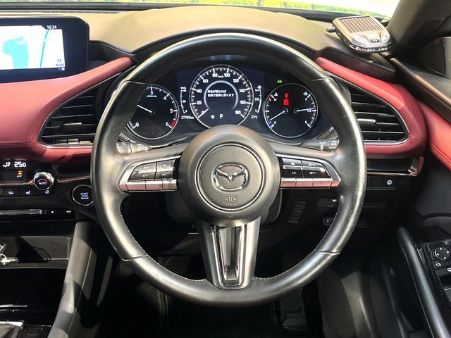 MAZDA3 FASTBACK