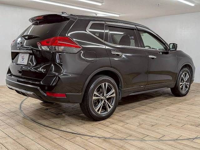 X-TRAIL 4WD