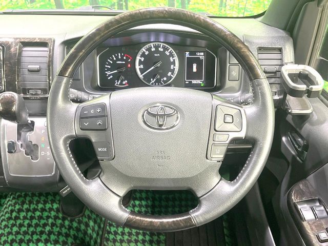 HIACE van 2WD
