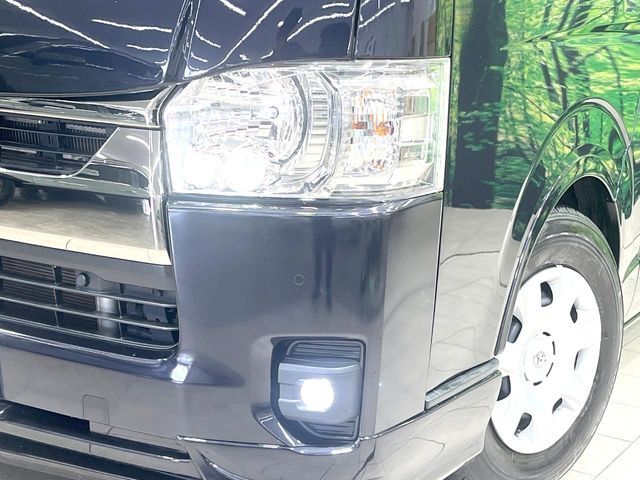 HIACE van 2WD