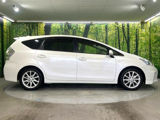 PRIUS Alpha