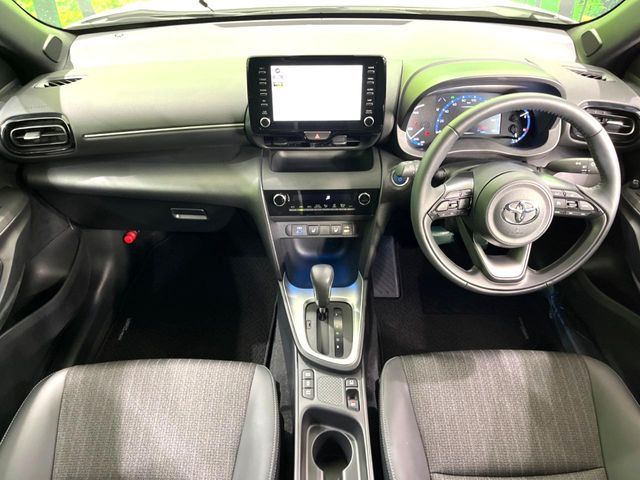 YARIS CROSS HYBRID
