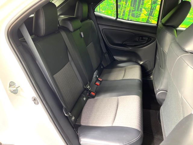 YARIS CROSS HYBRID