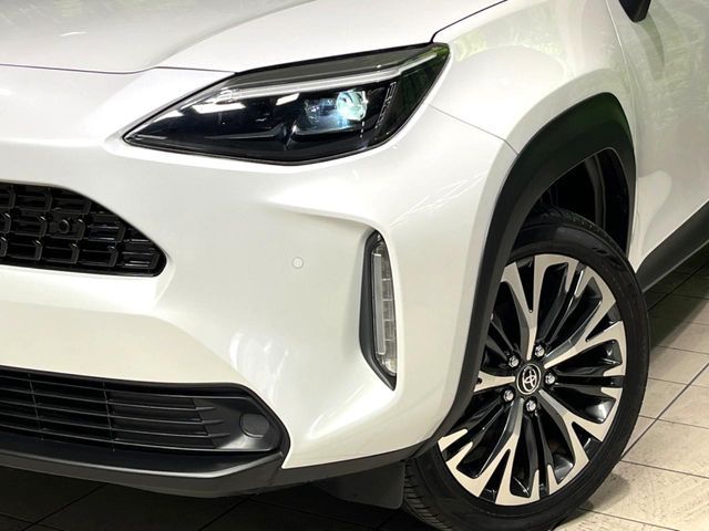 YARIS CROSS HYBRID