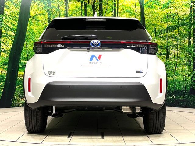 YARIS CROSS HYBRID