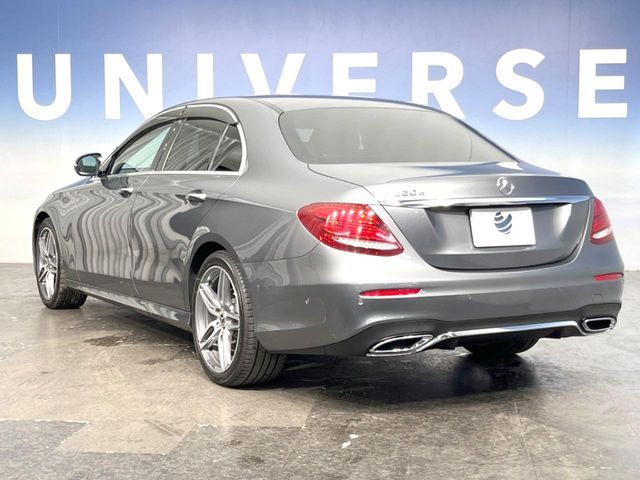 MERCEDES BENZ E class sedan