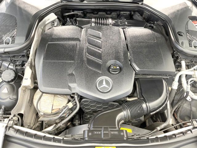 MERCEDES BENZ E class sedan