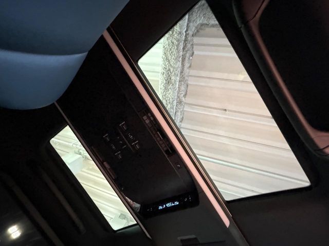VELLFIRE  HYBRID
