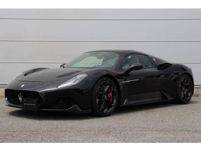 MASERATI MC20