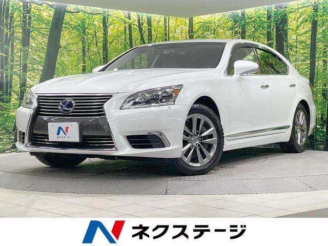 LEXUS LS600h
