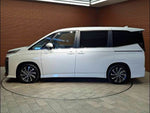 VOXY HYBRID