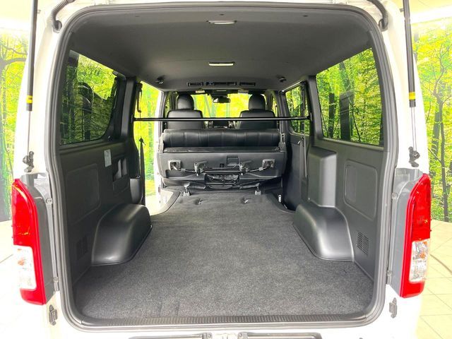 HIACE van 4WD