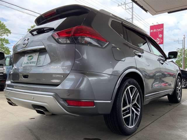 X-TRAIL HYBRID 4WD