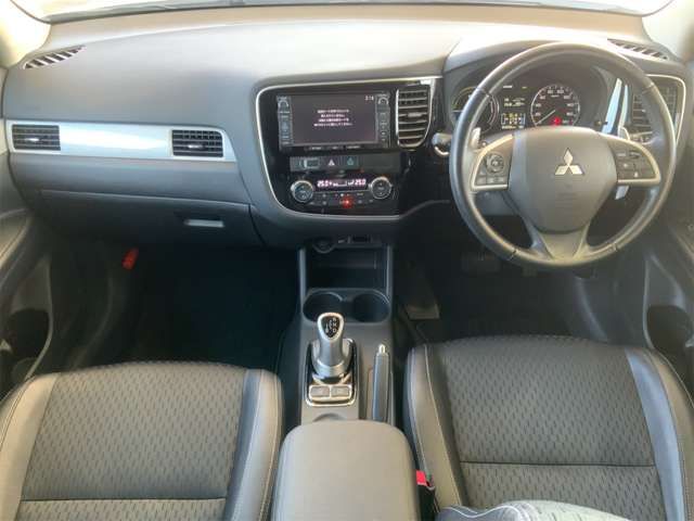 OUTLANDER PHEV