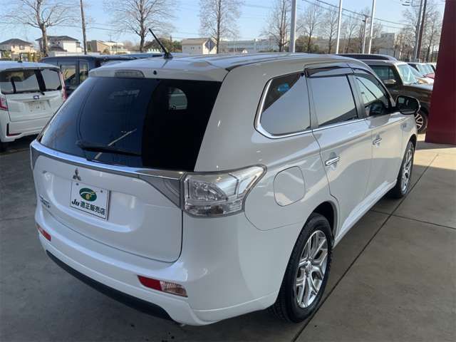 OUTLANDER PHEV