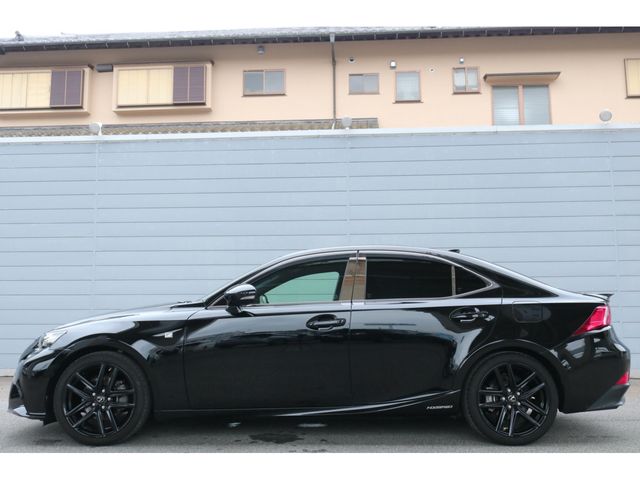 LEXUS IS300h