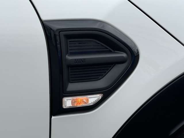 MINI COOPER D CROSSOVER