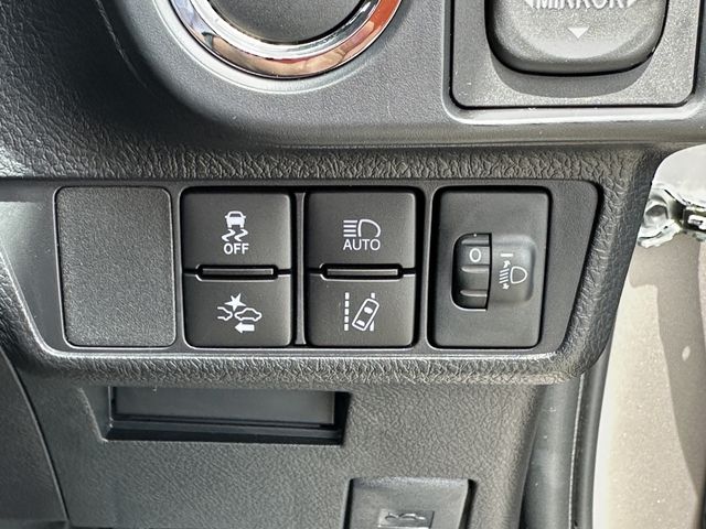 COROLLA AXIO