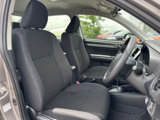 COROLLA AXIO