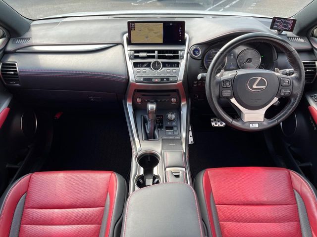 LEXUS NX300h AWD