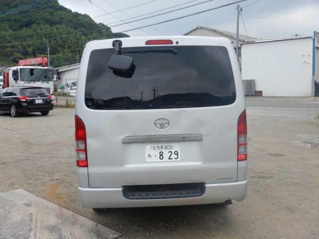 ハイエース
