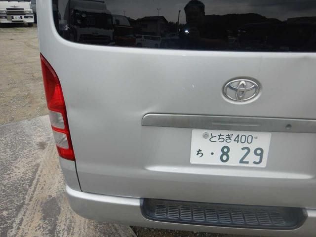 ハイエース
