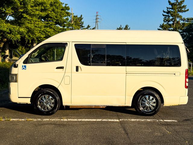 HIACE van 4WD