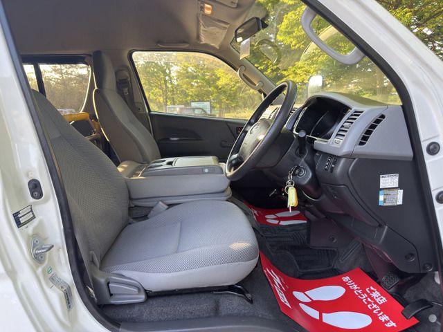 HIACE van 4WD