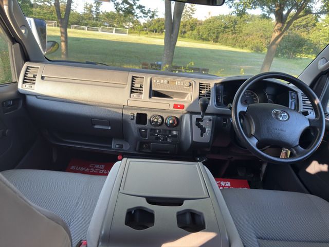 HIACE van 4WD