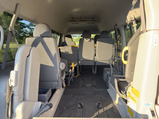 HIACE van 4WD