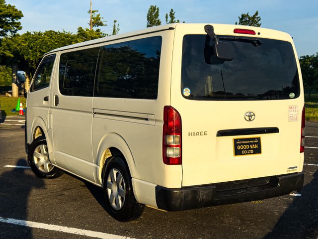 HIACE van 4WD